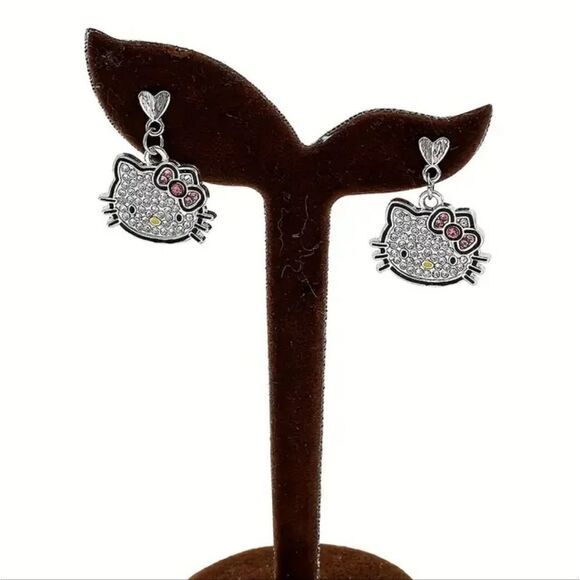 HELLO KITTY SILVER EARRINGS - Picture 3 of 5